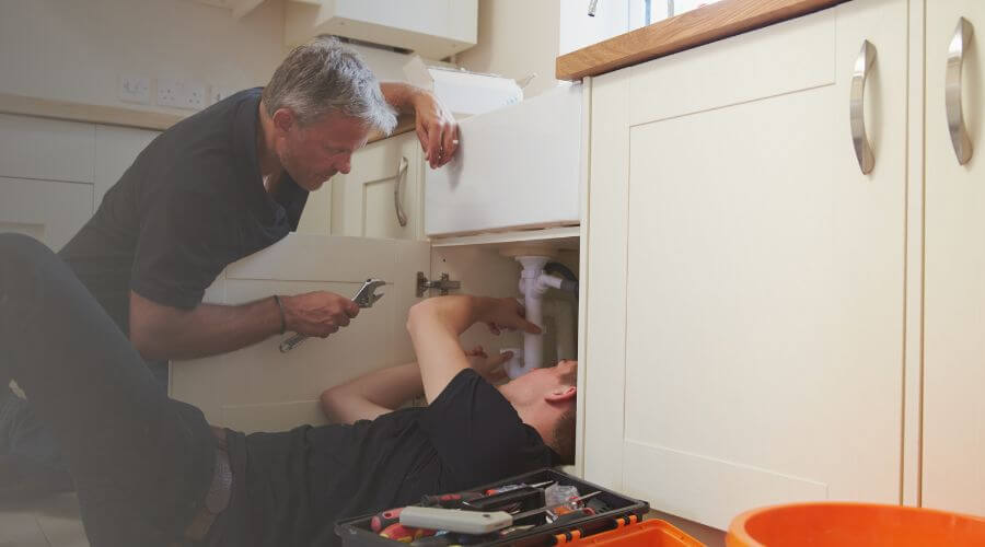Professional burst pipe repair services in Earth, TX